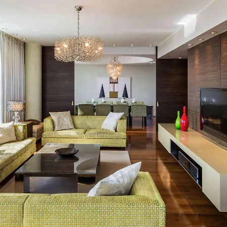 Swissotel מלון 5*
